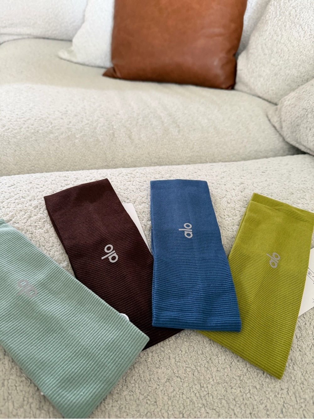 ALO Yoga Men’s Ribbed Socks Pack - Blue, Olive, Brown, Mint